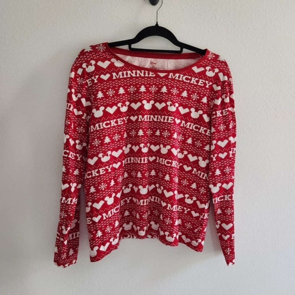 Disney Mickey Minnie Mouse Red Christmas long sleeved Top size Large EUC